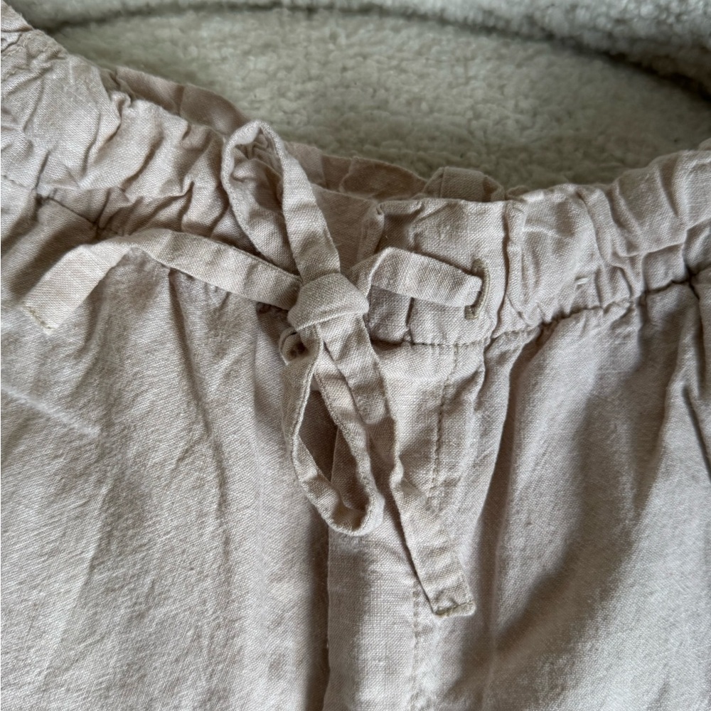 Uniqlo Tan linen Shorts | Extra Small - Picture 2 of 5